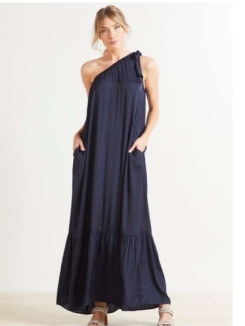 Evereve Dark Blue Maxi Skirt